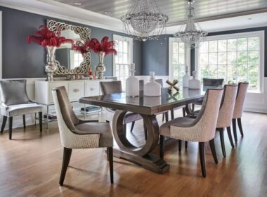 How to decorate dining room walls